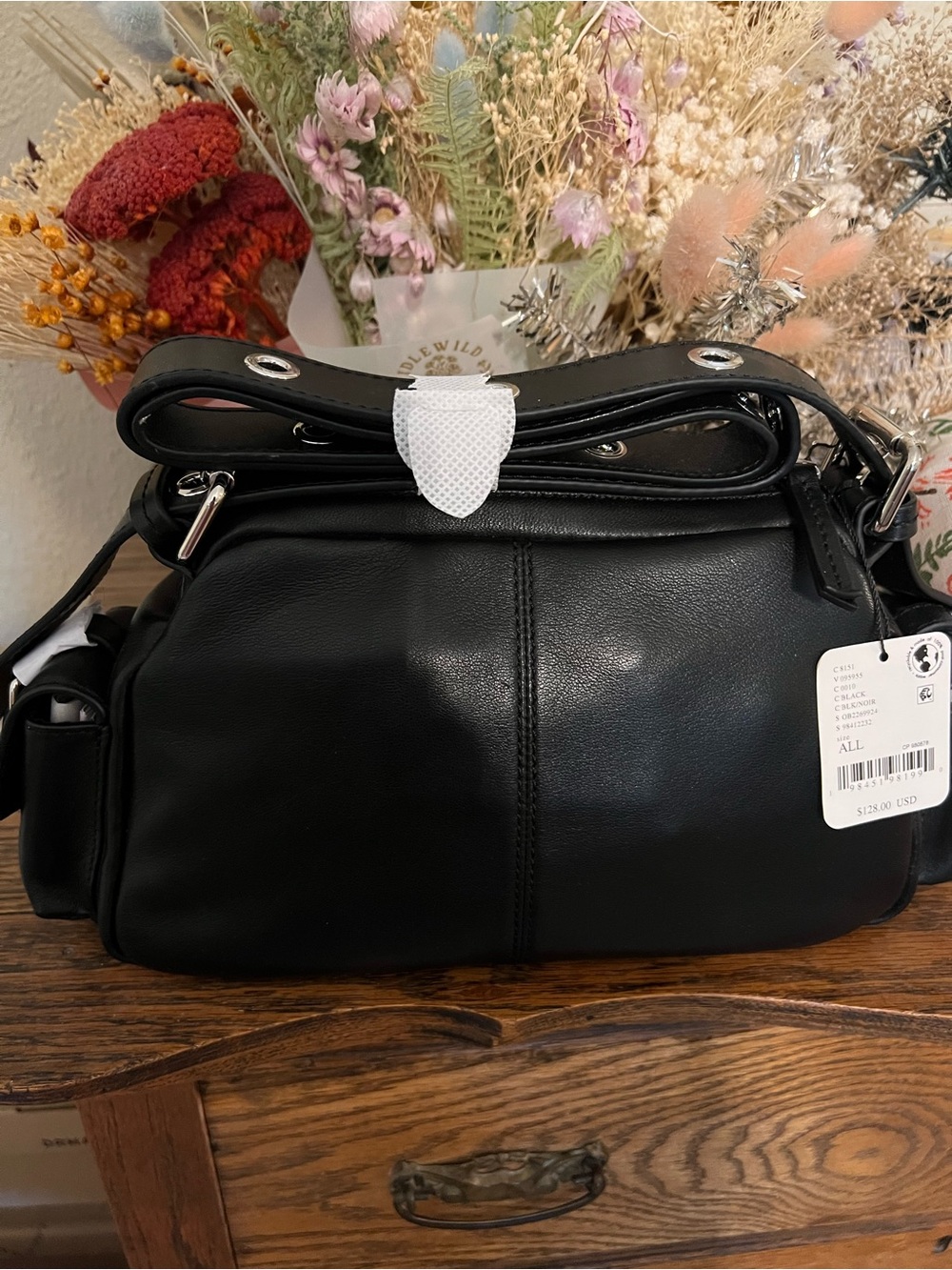 Free People Black Leather Buckle Shoulder Bag NWT - Picture 3 of 4